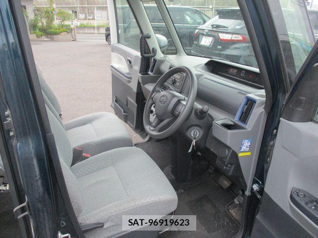 Daihatsu TANTO 2020-01 8246892-6