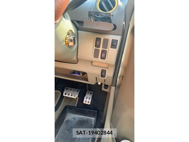 Daihatsu TANTO 2012-09 8246896-13
