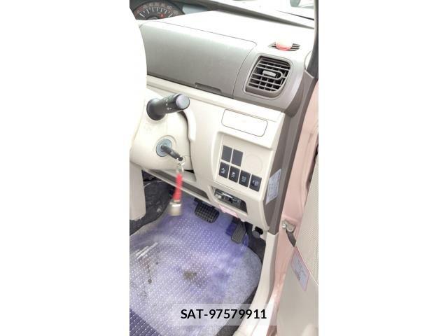 Daihatsu TANTO 2013-11 8246897-5