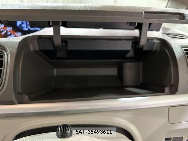 Daihatsu TANTO 2014-08 8246895-23