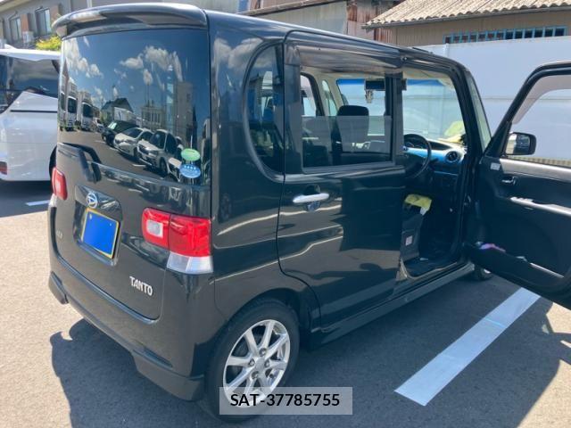 Daihatsu TANTO 2012-06 8246900-3