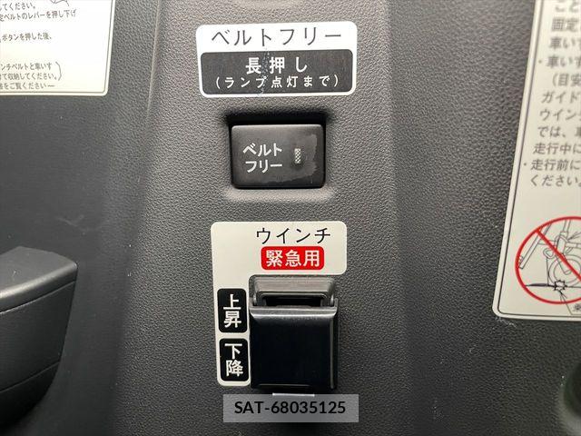 Daihatsu TANTO 2021-04 8246886-18
