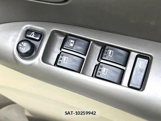 Daihatsu TANTO 2011-12 8317516-5
