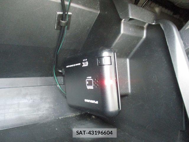 Daihatsu TANTO 2021-09 8317512-20