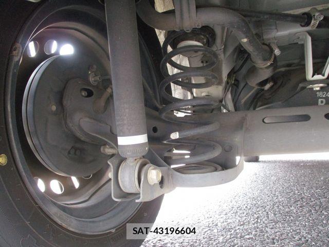 Daihatsu TANTO 2021-09 8317512-23