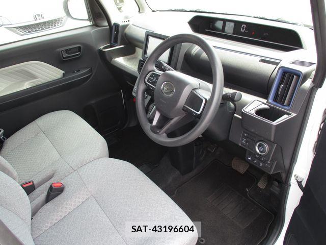 Daihatsu TANTO 2021-09 8317512-7