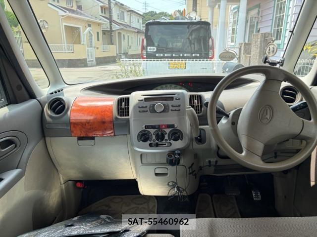 Daihatsu TANTO 2010-03 8317524-14