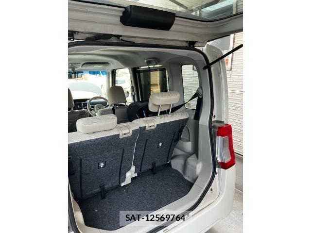 Daihatsu TANTO 2014-07 8317525-11