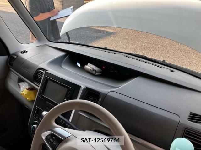 Daihatsu TANTO 2014-07 8317525-13