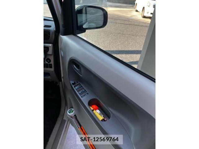 Daihatsu TANTO 2014-07 8317525-15