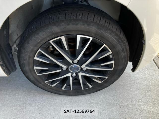 Daihatsu TANTO 2014-07 8317525-2