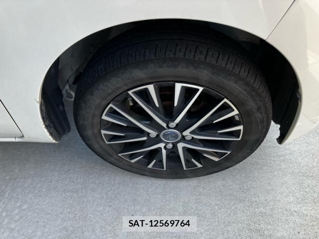 Daihatsu TANTO 2014-07 8317525-5