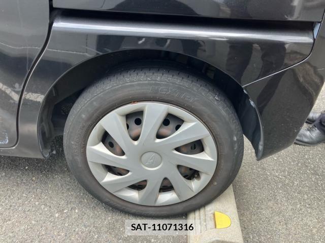 Daihatsu TANTO 2014-07 8317521-10