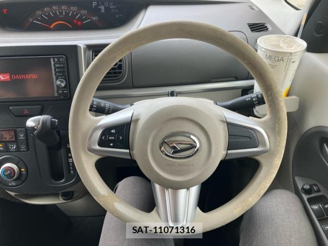 Daihatsu TANTO 2014-07 8317521-17