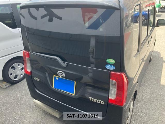 Daihatsu TANTO 2014-07 8317521-4