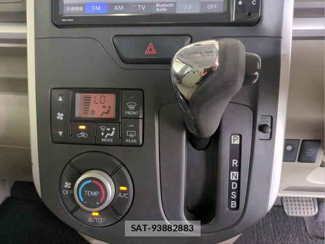Daihatsu TANTO 2014-04 8317517-10
