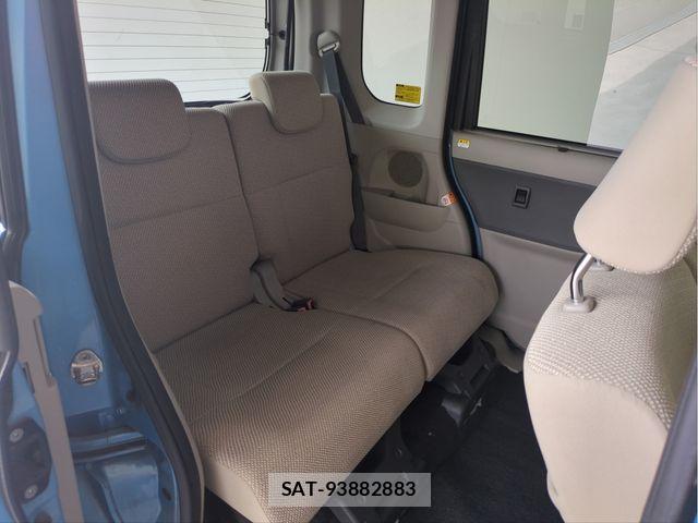 Daihatsu TANTO 2014-04 8317517-27