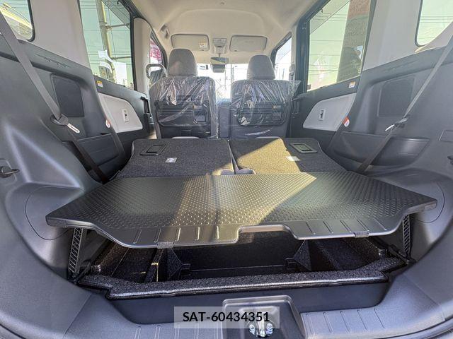Daihatsu TANTO 2025-08 8317505-14