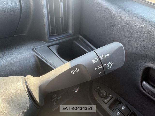 Daihatsu TANTO 2025-08 8317505-19