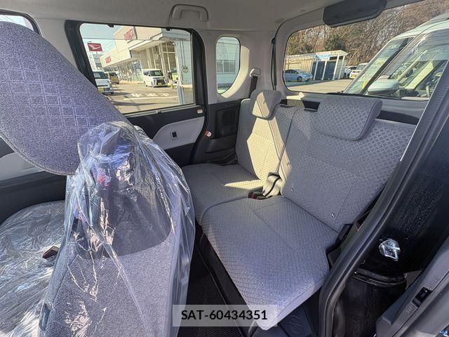 Daihatsu TANTO 2025-08 8317505-29