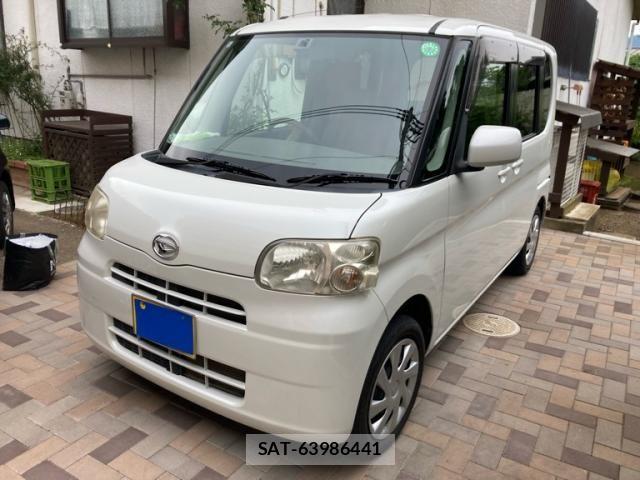 Daihatsu TANTO 2011-10 8317529-0