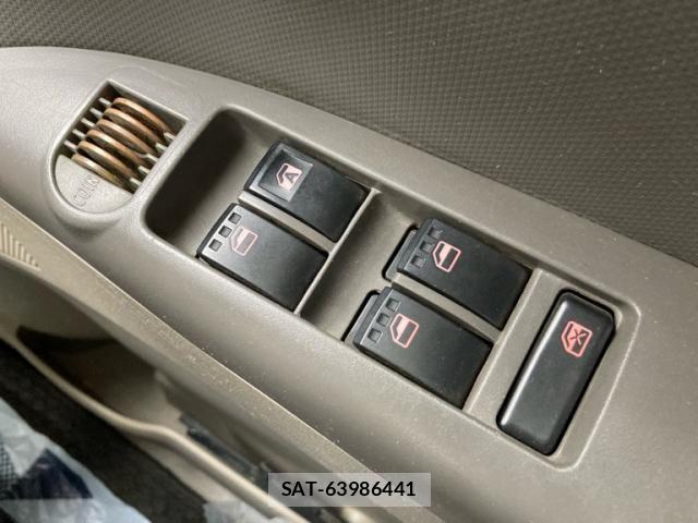 Daihatsu TANTO 2011-10 8317529-16