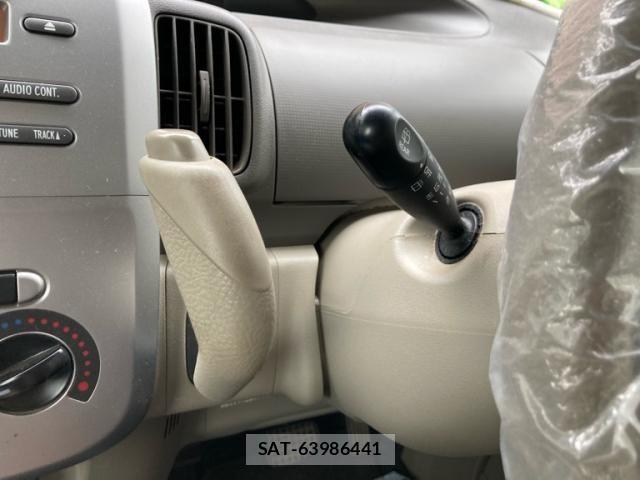 Daihatsu TANTO 2011-10 8317529-17