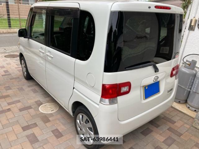 Daihatsu TANTO 2011-10 8317529-3