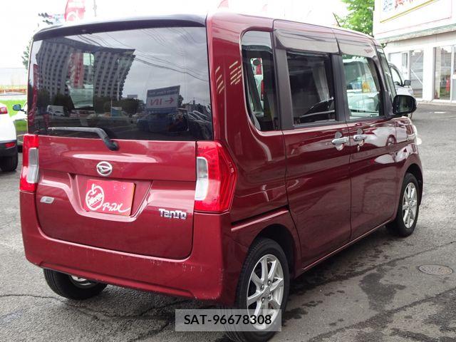 Daihatsu TANTO 2014-01 8317522-4