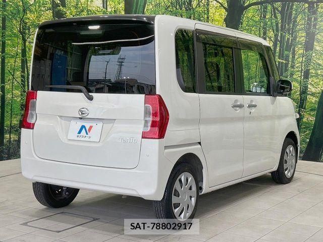Daihatsu TANTO 2017-03 8317514-16