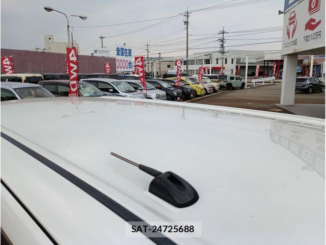 Daihatsu TANTO 2016-09 8317519-13