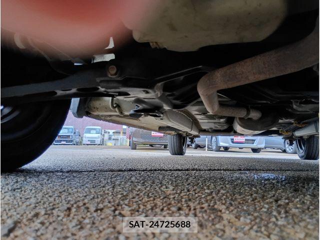 Daihatsu TANTO 2016-09 8317519-19