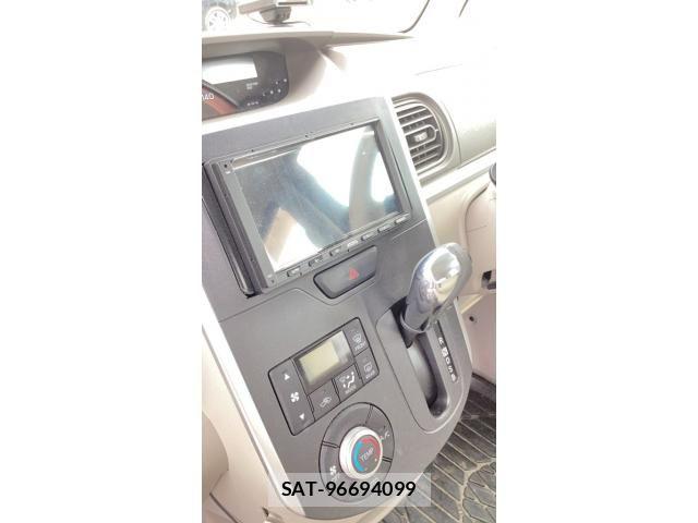Daihatsu TANTO 2013-11 8317523-5