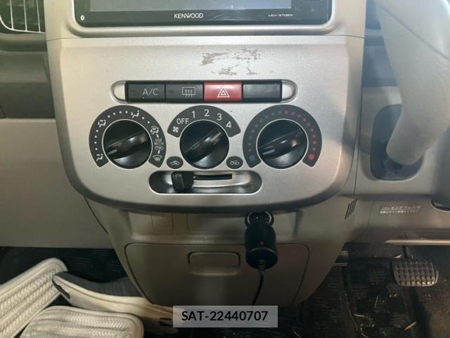 Daihatsu TANTO 2009-03 8317526-9
