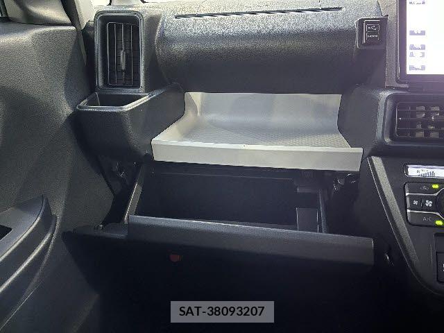 Daihatsu TANTO 2024-12 8317509-11