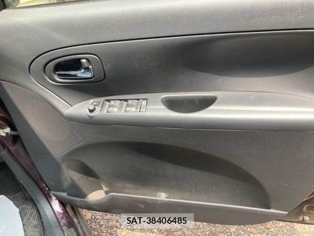 Daihatsu TANTO 2013-09 8338142-15