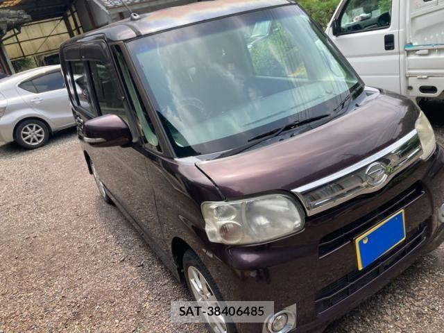 Daihatsu TANTO 2013-09 8338142-2