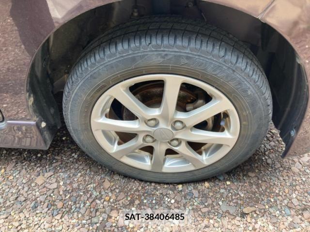Daihatsu TANTO 2013-09 8338142-3