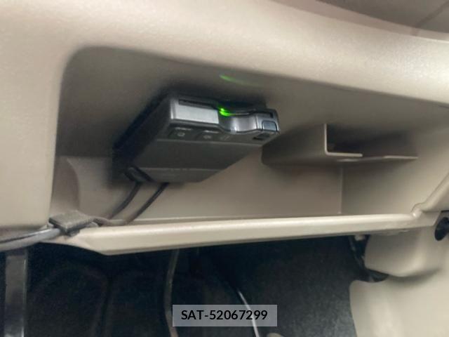 Daihatsu TANTO 2009-09 8338147-25