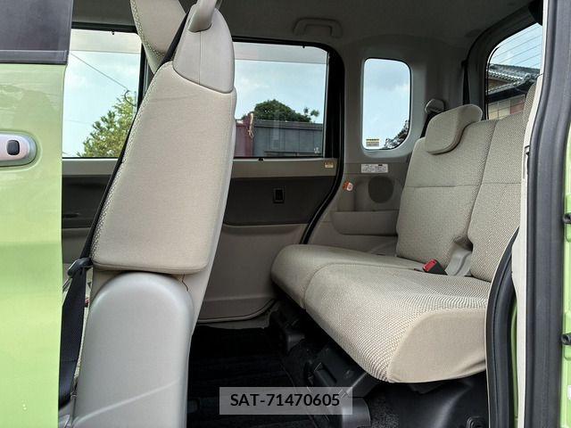 Daihatsu TANTO 2014-05 8338138-13