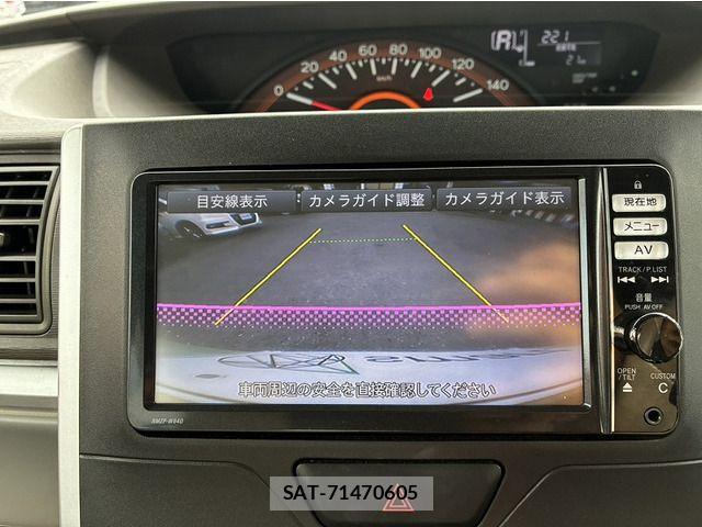 Daihatsu TANTO 2014-05 8338138-18