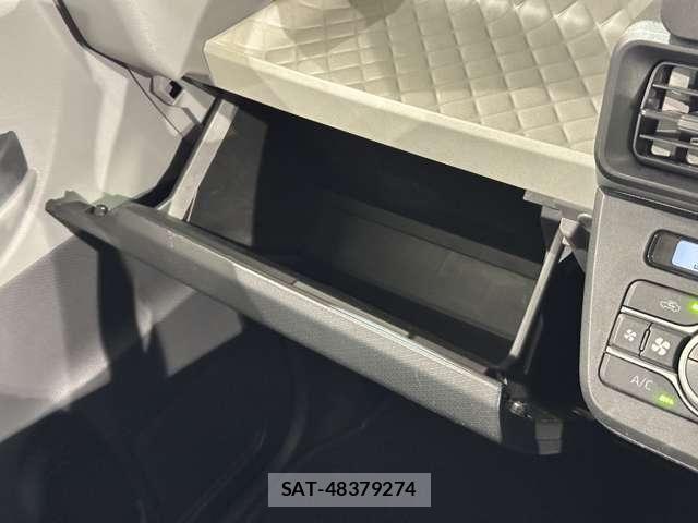 Daihatsu TANTO 2019-09 8338132-24