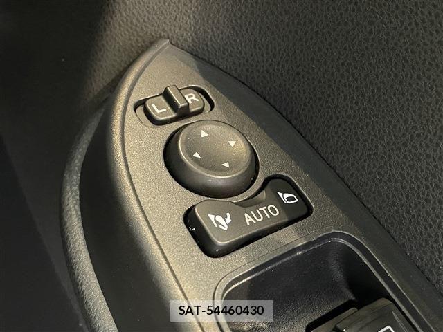 Daihatsu TANTO 2022-06 8355720-21