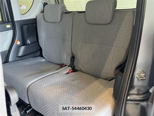 Daihatsu TANTO 2022-06 8355720-26