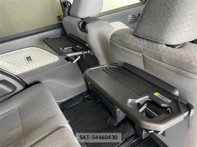 Daihatsu TANTO 2022-06 8355720-27