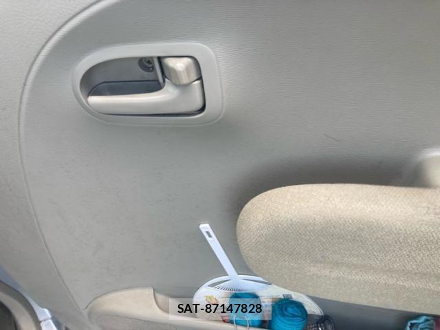 Daihatsu TANTO 2004-02 8355728-14