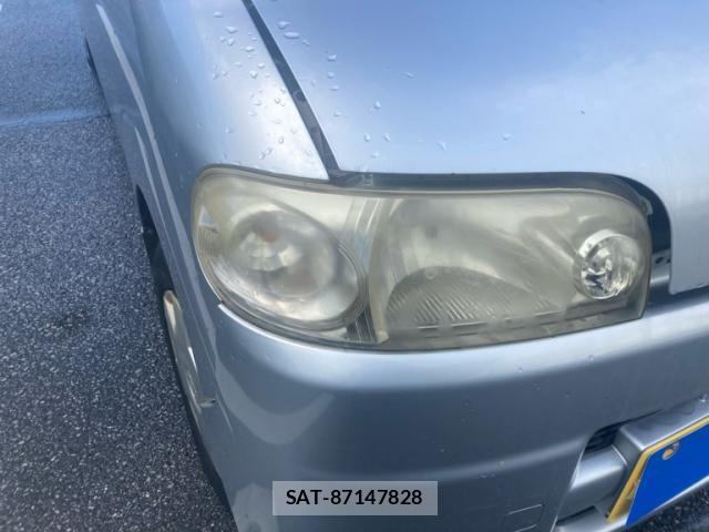 Daihatsu TANTO 2004-02 8355728-2