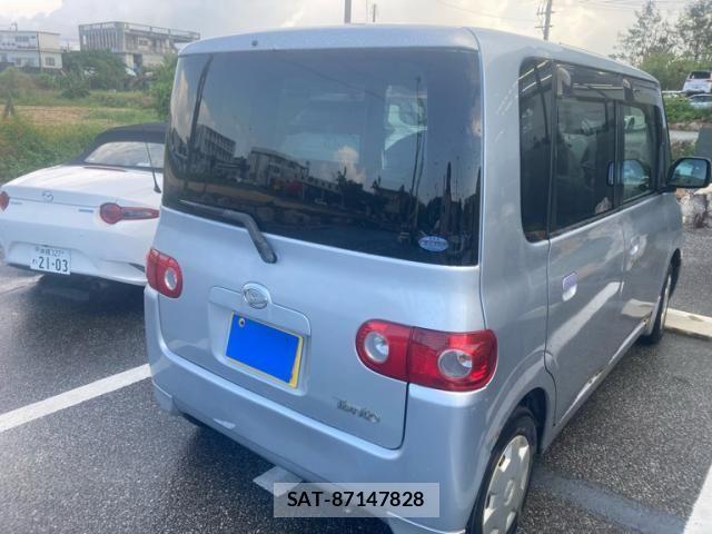 Daihatsu TANTO 2004-02 8355728-4