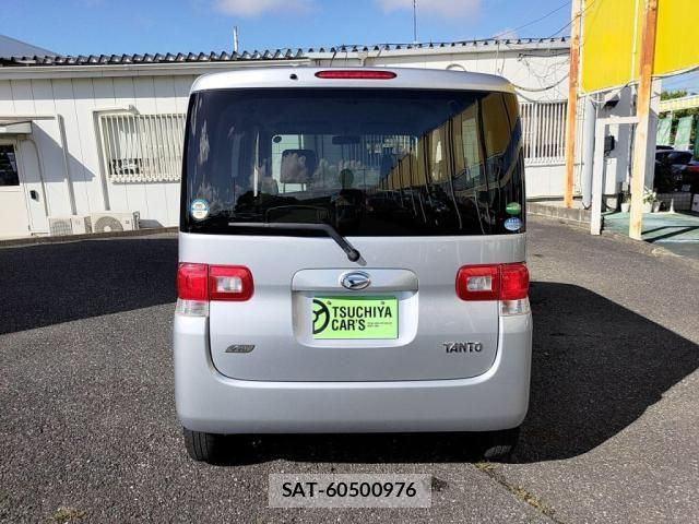 Daihatsu TANTO 2013-07 8355727-9