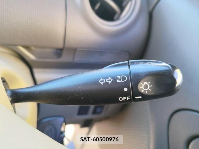 Daihatsu TANTO 2013-07 8355727-18